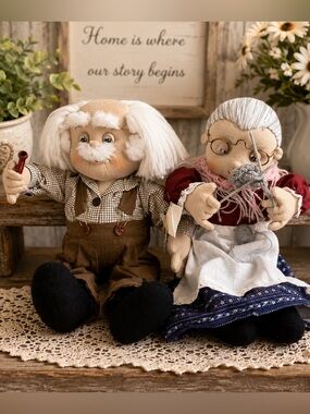 Vintage German Oma & Opa Handmade Cloth Dolls Kaufhof Grandparents Set